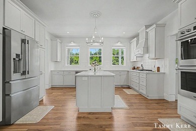 Welcome to 7067 118th, an enchanting Southern cottage just - photo 43