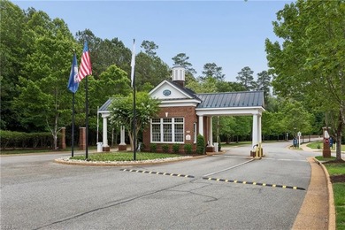 Gorgeous, all one level, three bedroom home in the sought after - photo 45