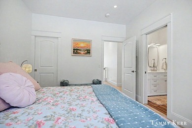 Welcome to 7067 118th, an enchanting Southern cottage just - photo 49