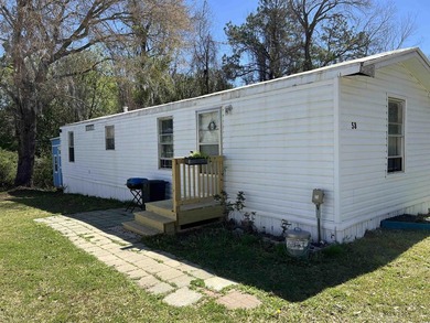 Quiet Living at it's Best! 2Bed/ 1Bath Home in Riverbanks close - photo 1