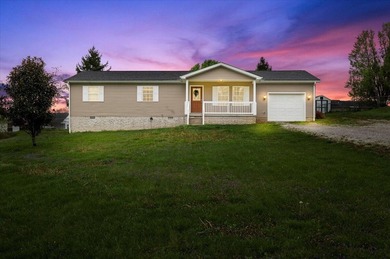 Laurel Lake Home For Sale in Corbin Kentucky