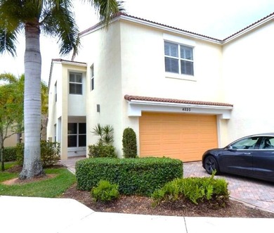 LARGEST 2 Story END Unit Townhse-3Bd/2.5Ba/2CarGar+LOFT/2161sf - photo 2