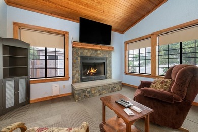The ultimate lakefront escape, just in time for summer! Sitting - photo 32