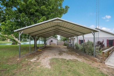 The ultimate lakefront escape, just in time for summer! Sitting - photo 36