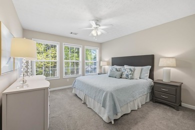Turnkey. Renovated. Lake views + boat slip! Completely renovated - photo 37