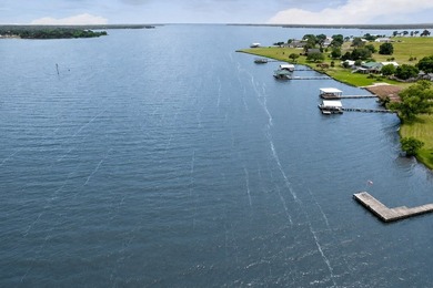 The ultimate lakefront escape, just in time for summer! Sitting - photo 38