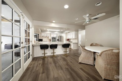 Renovated and move in ready, this four bedroom, three bath homes - photo 6