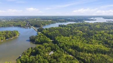 Turnkey. Renovated. Lake views + boat slip! Completely renovated - photo 48