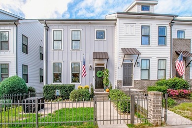 Lake Norman Townhome/Townhouse For Sale in Mooresville North Carolina