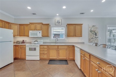 ACTIVE AND DESIRED Short term vacation rental!! Stunning Ocean