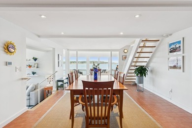 Perched like the prow of a ship with panoramic waterfront vistas - photo 13