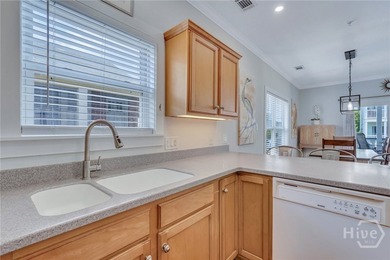 ACTIVE AND DESIRED Short term vacation rental!! Stunning Ocean