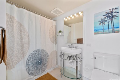 Welcome to Moana Pacific! This turnkey 2-bedroom, 2-bath