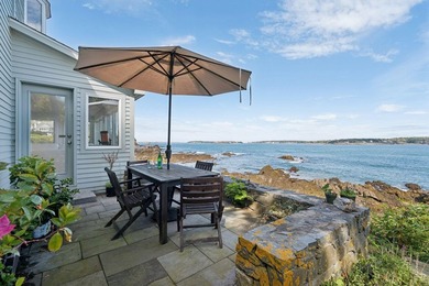 Perched like the prow of a ship with panoramic waterfront vistas - photo 29