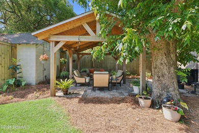 Exceptional opportunity to own a beautifully renovated, turnkey - photo 36
