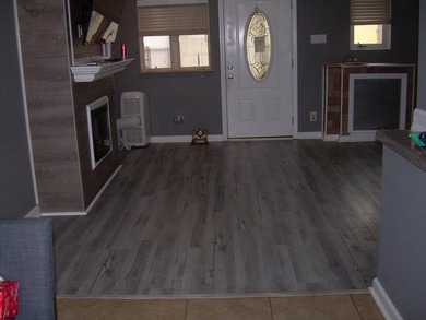 A LITTLE TLC NEEDED BUT MOVE IN CONDITION RECENTLY UPDATED - photo 8