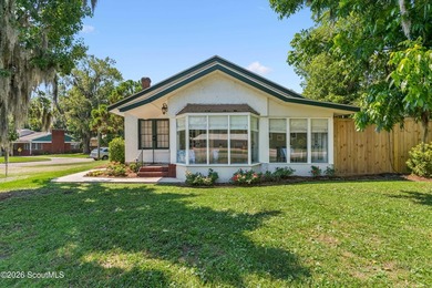 Exceptional opportunity to own a beautifully renovated, turnkey - photo 46