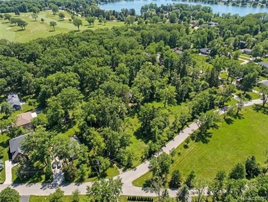 Presenting a rare opportunity to own nearly 5 acres of pristine - photo 4