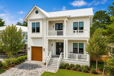 Luxury coastal living meets exceptional investment opportunity - photo 1