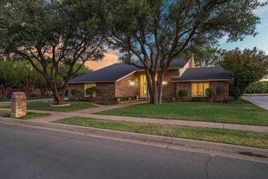 Nestled in the heart of Lakeridge and perfectly positioned on - photo 3
