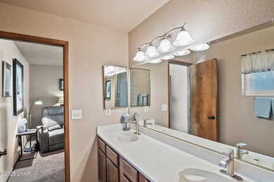 Discover comfort, versatility, and beautiful views in this 3 - photo 20