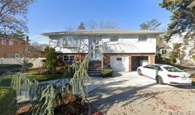 Beautiful Hi-Ranch Home for Sale - Woodmere, NY - 1008 E - photo 1