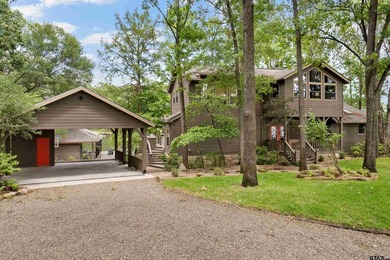 Gorgeous two-story lake home with both cove views and huge main - photo 3