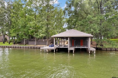 Gorgeous two-story lake home with both cove views and huge main - photo 4