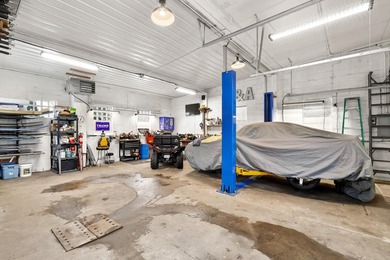 Rare opportunity to own a commercial property with great - photo 11