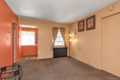 Opportunity Knocks! Attention all property lovers, first-time - photo 2