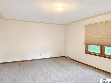 Welcome to this charming mid-century 1 1/2-story /cape cod style - photo 14