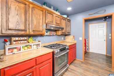 Tucked away on 4.7 beautiful acres, this stunning log home - photo 15