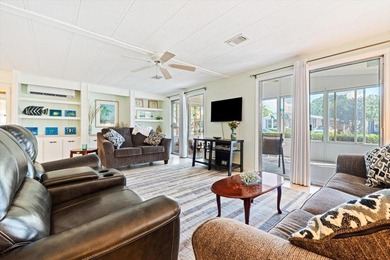 Welcome to this charming manufactured home located in Highland - photo 15