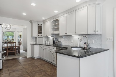 Short Term Rental Opportunity: Newly refreshed, beautifully - photo 24