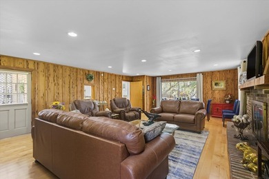 Lake Talquin lakefront home, beautifully maintained and move-in - photo 24