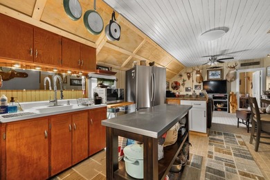 Rare opportunity to own a commercial property with great - photo 25
