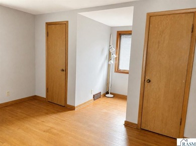 Welcome to this charming mid-century 1 1/2-story /cape cod style - photo 26