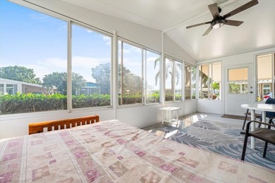 Welcome to this charming manufactured home located in Highland - photo 27