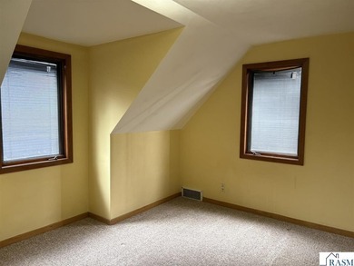 Welcome to this charming mid-century 1 1/2-story /cape cod style - photo 28