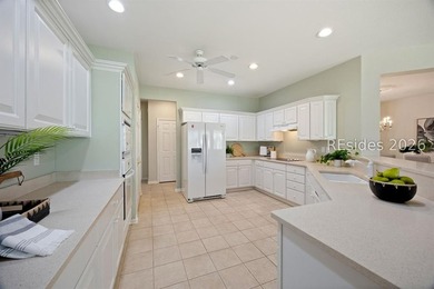 Live the Sun City dream in this expanded Longleaf model, one of - photo 5