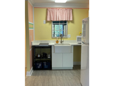 Covenant Towers is a 55 and older fantastic Retirement Community - photo 5