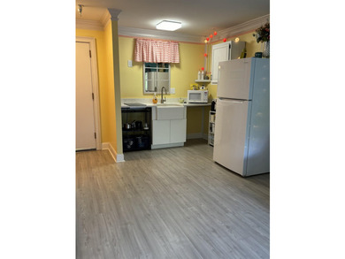 Covenant Towers is a 55 and older fantastic Retirement Community - photo 8