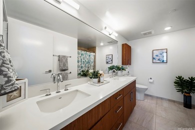 Enjoy stunning city skyline and ocean views from this modern - photo 9