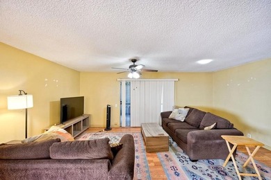 This is a great opportunity to own a spacious single story home - photo 9