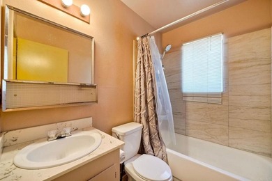 This is a great opportunity to own a spacious single story home - photo 10