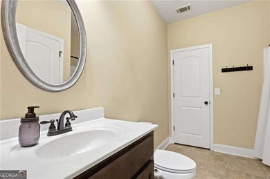 Nestled on a private lot in the quiet Lake Allatoona community - photo 33