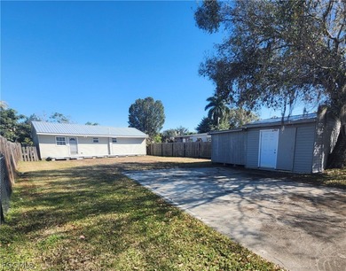 Caloosahatchee River Home For Sale in Fort Myers Florida