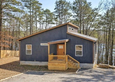 Greers Ferry Lake Home For Sale in Tumbling Shoals Arkansas