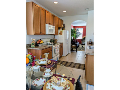 Lowest Price 3 bedroom unit at East Lake Village. Beautifully - photo 4