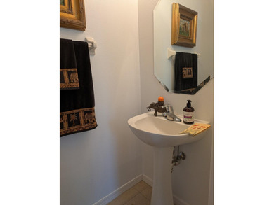 Lowest Price 3 bedroom unit at East Lake Village. Beautifully - photo 7